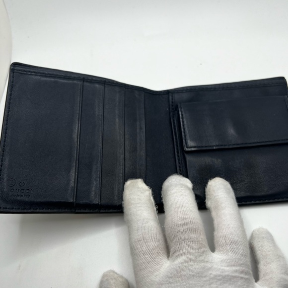 GUC Gucci Black Microguccissima Bifold Wallet - Picture 5 of 8